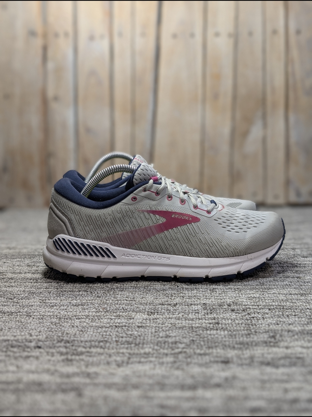 Women's Brooks Addiction GTS 15 - Size 10.5 Women 1203521B054
